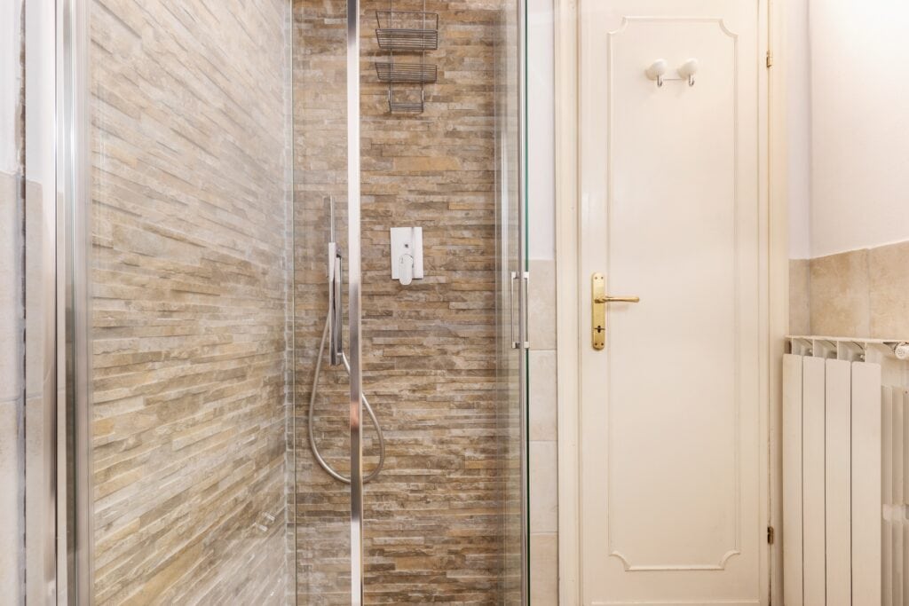 Dettaglio Doccia Bagno Stella Alpina 1